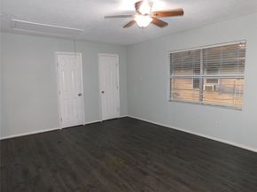 1912 Sam Wilson Street, Houston TX 77020