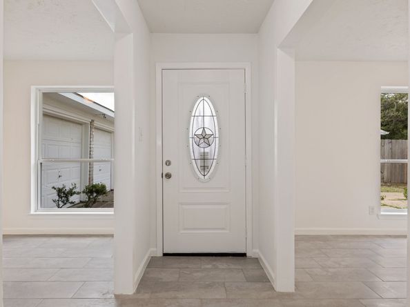 9423 Kristin Drive, Houston TX 77031