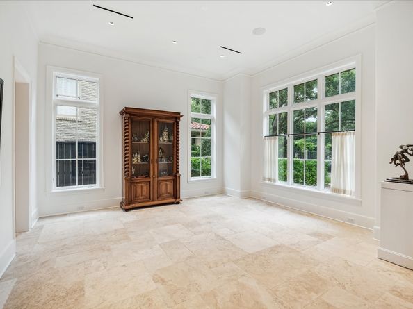 1928 Dunstan Road, Houston TX 77005