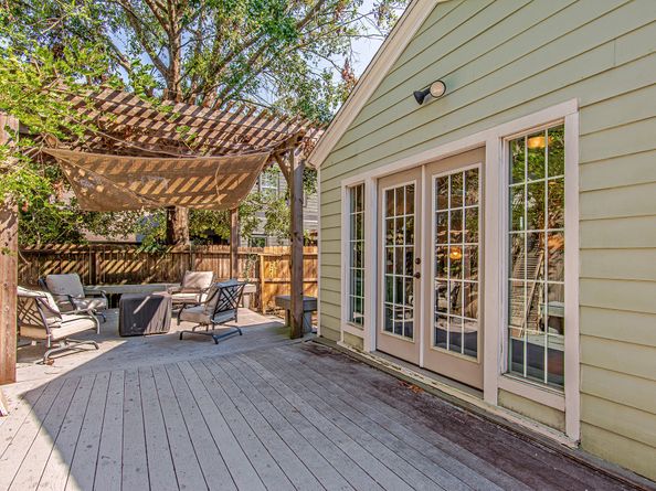 520 W 30th Street, Houston TX 77018