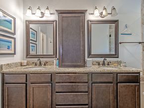 520 W 30th Street, Houston TX 77018