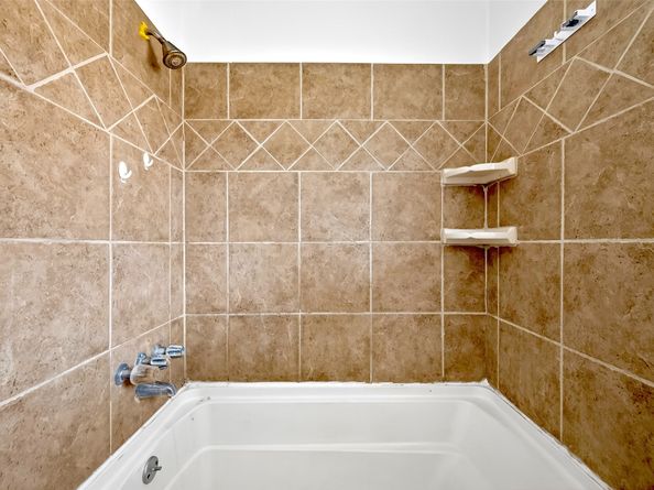 423 Gammon Drive, Houston TX 77022