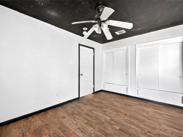 423 Gammon Drive, Houston TX 77022