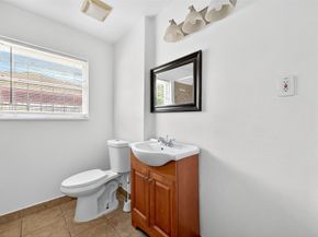 423 Gammon Drive, Houston TX 77022