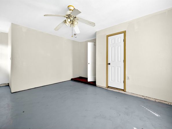 423 Gammon Drive, Houston TX 77022