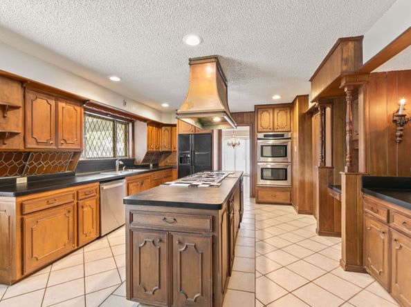 7846 Santa Elena Street, Houston TX 77061