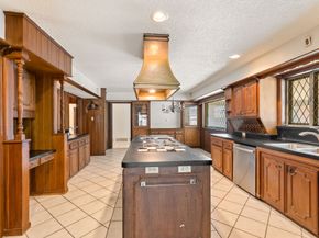 7846 Santa Elena Street, Houston TX 77061