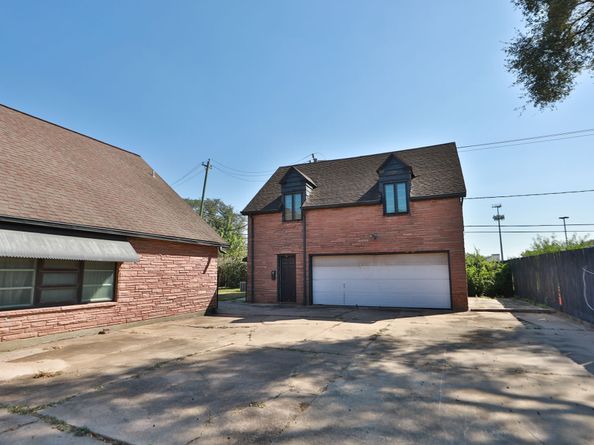 7846 Santa Elena Street, Houston TX 77061