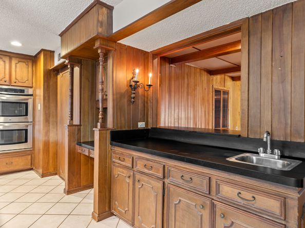 7846 Santa Elena Street, Houston TX 77061