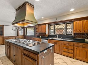 7846 Santa Elena Street, Houston TX 77061