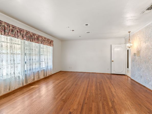 7846 Santa Elena Street, Houston TX 77061