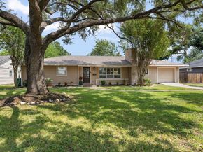 4602 Randwick Drive, Houston TX 77092