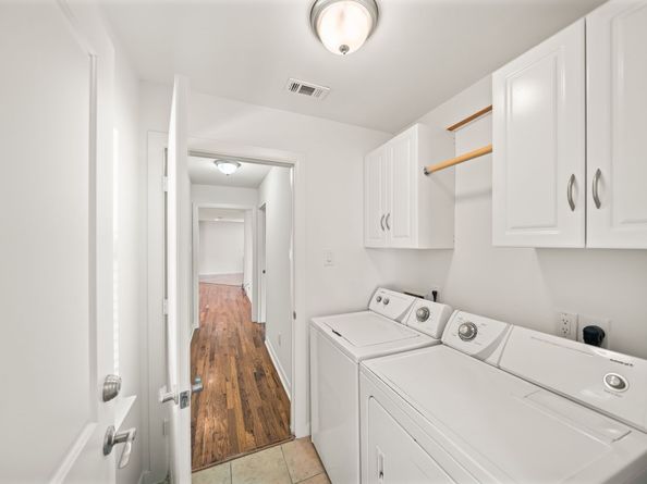 1526 Du Barry Lane, Houston TX 77018