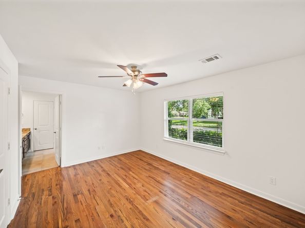 1526 Du Barry Lane, Houston TX 77018