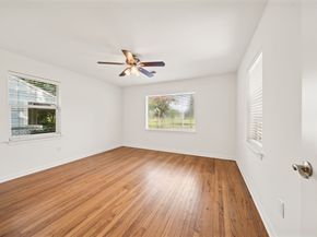 1526 Du Barry Lane, Houston TX 77018