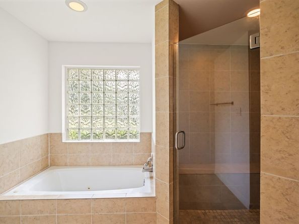 1526 Du Barry Lane, Houston TX 77018