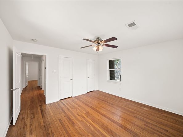 1526 Du Barry Lane, Houston TX 77018