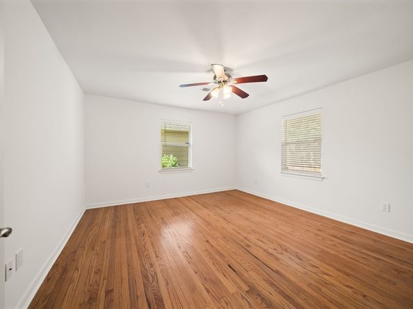 1526 Du Barry Lane, Houston TX 77018