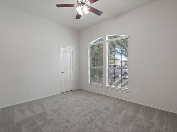 2707 Oak Pass Court, Conroe TX 77385