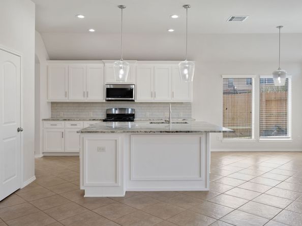 2707 Oak Pass Court, Conroe TX 77385