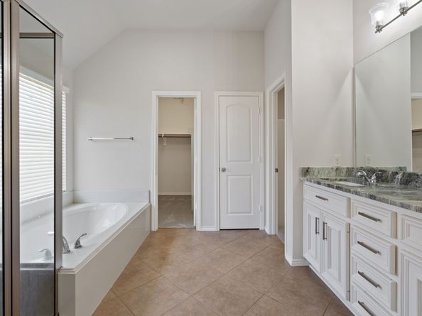 2707 Oak Pass Court, Conroe TX 77385