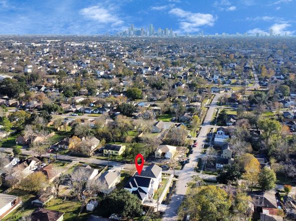 4206 Oxford Street, Houston TX 77022