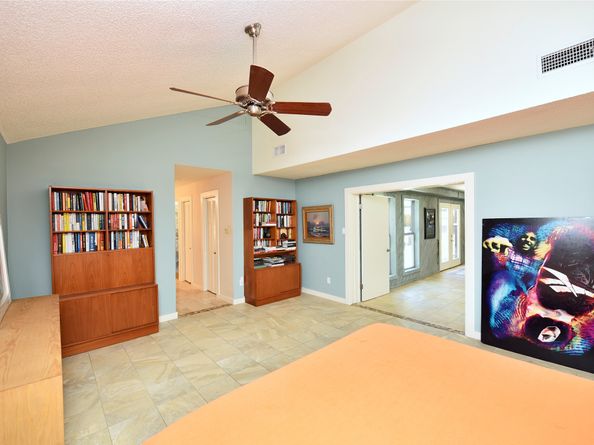 11418 Lakeside Place Drive, Houston TX 77077