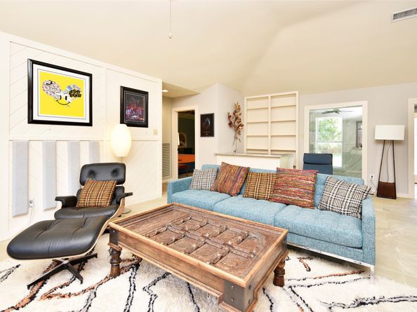 11418 Lakeside Place Drive, Houston TX 77077