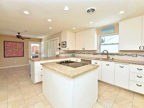 11418 Lakeside Place Drive, Houston TX 77077