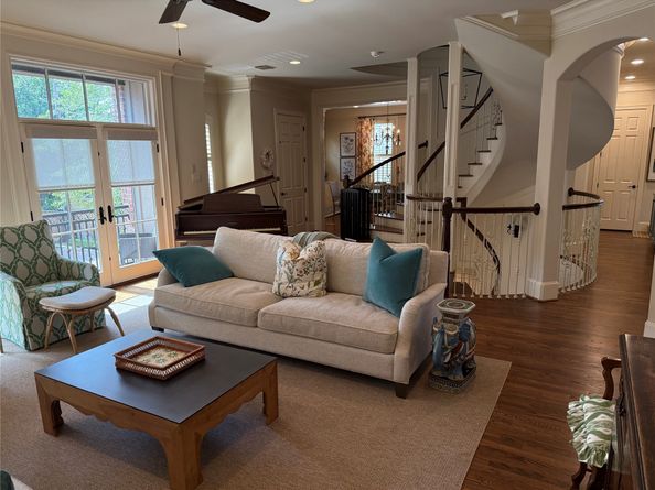 1010 Nantucket Drive F, Houston TX 77057