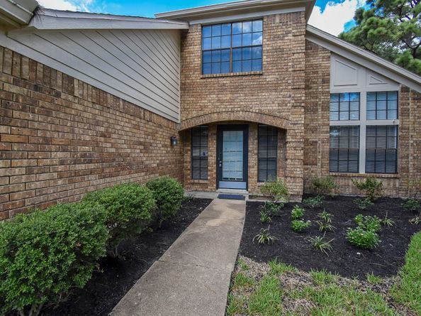 16202 Hickory Point Road, Houston TX 77095