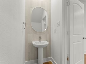 1475 Ferguson Way, Houston TX 77088