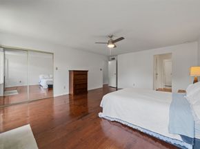 9850 Pagewood Lane 1402, Houston TX 77042