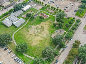 9850 Pagewood Lane 1402, Houston TX 77042