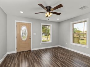 5210 Pickfair Street, Houston TX 77026