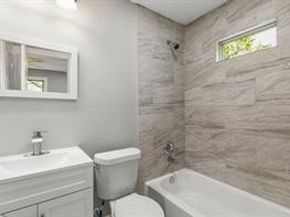 5210 Pickfair Street, Houston TX 77026