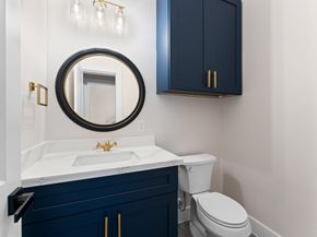 1908 Dismuke Street A, Houston TX 77023