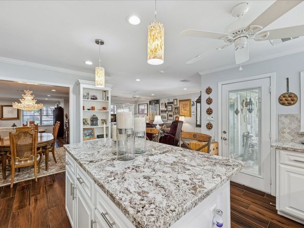 8611 Ferris Drive, Houston TX 77096