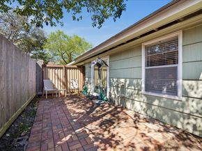 8611 Ferris Drive, Houston TX 77096