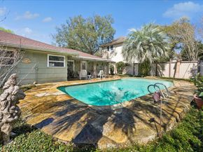 8611 Ferris Drive, Houston TX 77096