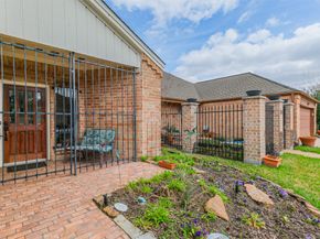 11139 Riverview Way, Houston TX 77042