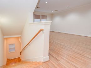 3001 Murworth Drive 903, Houston TX 77025