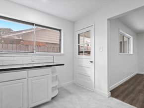 322 E Edgebrook Drive, Houston TX 77034