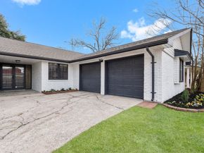 322 E Edgebrook Drive, Houston TX 77034