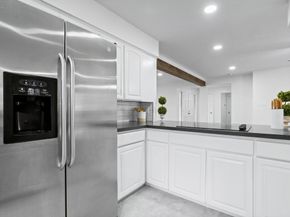 322 E Edgebrook Drive, Houston TX 77034