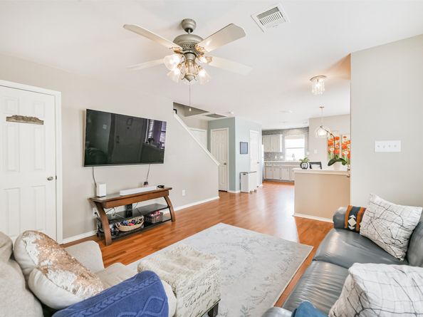 2603 Woodridge Cove Drive, Houston TX 77087