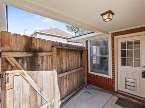 6314 Castle Lane Drive, Houston TX 77066