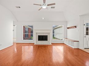 6314 Castle Lane Drive, Houston TX 77066