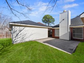 6314 Castle Lane Drive, Houston TX 77066