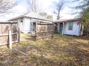 8808 Leander Street, Houston TX 77012